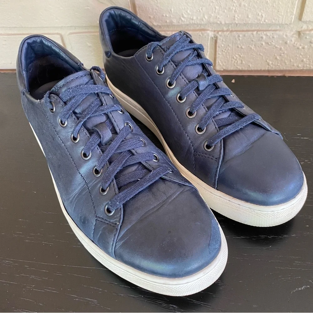 TRASK Mens Sheepskin Leather Sneakers Shoes Navy Modern Minimalist Comfort 10.5